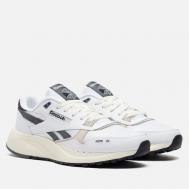 Кроссовки  Classic Leather 2400, цвет белый, размер 45 EU Reebok