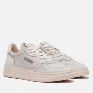 Женские кроссовки  Medalist Low, цвет белый, размер 40 EU AUTRY