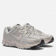 Кроссовки  Zoom Vomero 5, цвет серый, размер 37.5 EU Nike