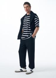 Базовые джоггеры, Черный OSTIN