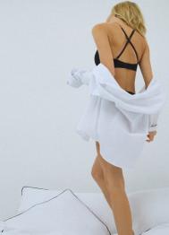 Бюстгальтер с формованными чашками, Черный OSTIN