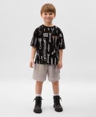 Шорты для мальчика с поясом на резинке из сатина с 5-ю карманами серые  (104) Gulliver