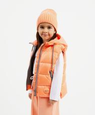 Жилет утепленный стеганый для девочки оранжевый Gulliver