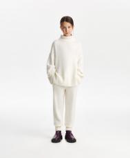 Брюки-джоггеры вязаные для девочки молочные Gulliver