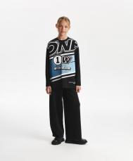 Лонгслив для девочки свободной формы с принтом черный  (152) Gulliver