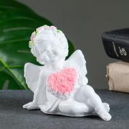 Фигурка Ангелочек с сердцем сидячий (12х7х11 см) Хорошие сувениры