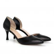 Женские туфли-лодочки , черные Bugatti