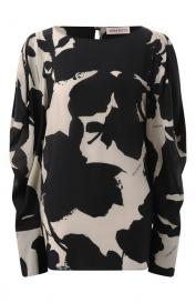 Шелковая блузка Nina Ricci