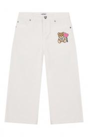 Джинсы Moschino