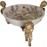 Блюдо  на трех ангелах 22х22х11 см бежевое ГЛАСАР