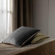 Подушка декоративная  Плаур коричневый 43х43 см Togas