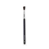 Кисть заостренная для складок Pointed Crease Brush BH COSMETICS
