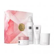 ... The Ritual of Sakura Набор: Гель для душа + Скраб + Крем для тела + Ароматическая свеча RITUALS