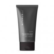 ... Глубоко очищающий скраб для лица с углем Homme Charcoal Face Scrub 125 RITUALS