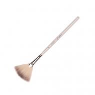 Кисть для масок и пилинга № 2 веерная M.Art