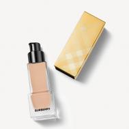 Тональная основа Ultimate Glow Burberry