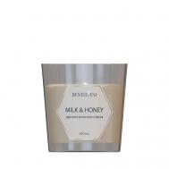 Ароматическая свеча "Milk & Honey" 250 BESTELANI
