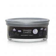 Ароматическая свеча Midsummer’s Night 340 YANKEE CANDLE