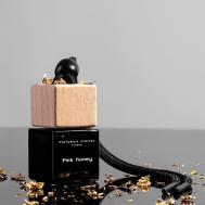 Премиальный ароматизатор для автомобиля и гардероба Pink honey 8 PERFUMES STORIES