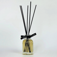 Аромадиффузор для дома с палочками "Табак, ваниль и вишня" 100 MARQI