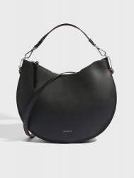 Дорожные и спортивные сумки Coccinelle