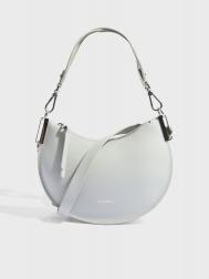 Дорожные и спортивные сумки Coccinelle