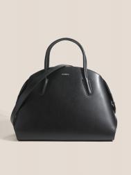 Дорожные и спортивные сумки Coccinelle