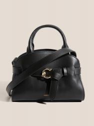 Дорожные и спортивные сумки Coccinelle