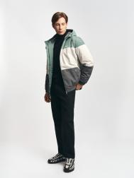 Утеплённая куртка-бомбер на синтепоне с капюшоном ZOLLA