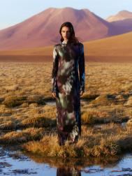 Облегающее платье длины макси с принтом Soft Focus ZOLLA