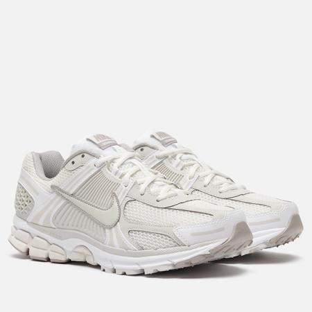 Женские кроссовки  Wmns Zoom Vomero 5, цвет белый, размер 38 EU Nike