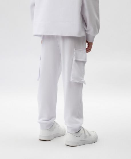 Брюки-джоггеры с карманами-карго для девочки из органического хлопка белые  (158) Gulliver