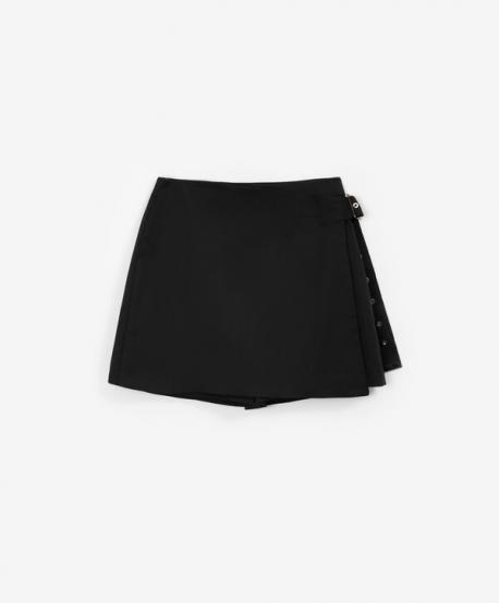 Юбка-шорты из текстиля чёрная для девочки  (146) Gulliver