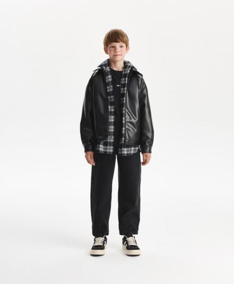 Куртка для мальчика утепленная из экокожи черная  (164) Gulliver