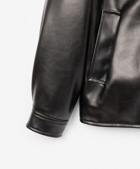 Куртка для мальчика утепленная из экокожи черная  (164) Gulliver