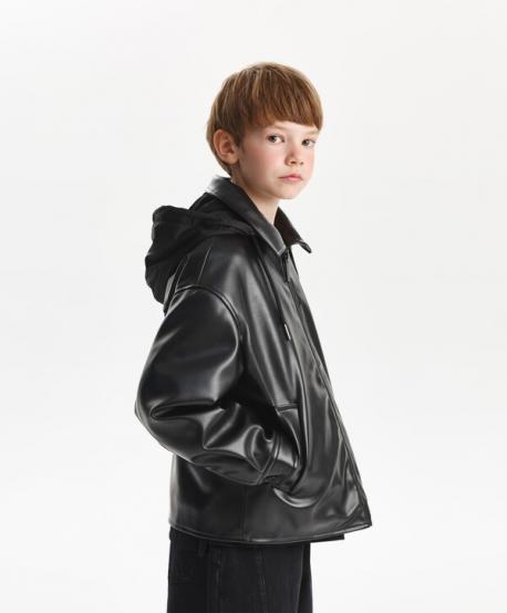 Куртка для мальчика утепленная из экокожи черная  (164) Gulliver