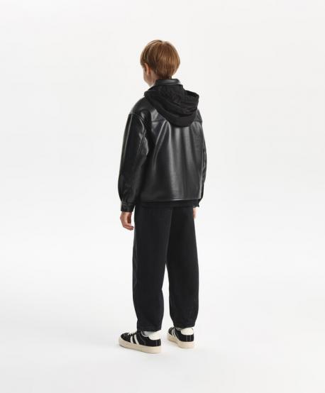 Куртка для мальчика утепленная из экокожи черная  (164) Gulliver