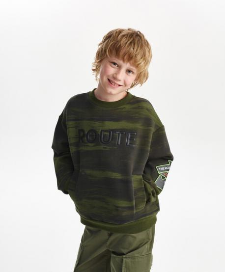 Свитшот для мальчика силуэта умеренный оверсайз с рисунком хаки  (164) Gulliver