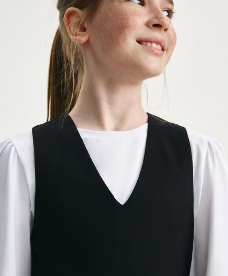 Платье-сарафан для девочки трикотажный приталенный черный  (122) Gulliver