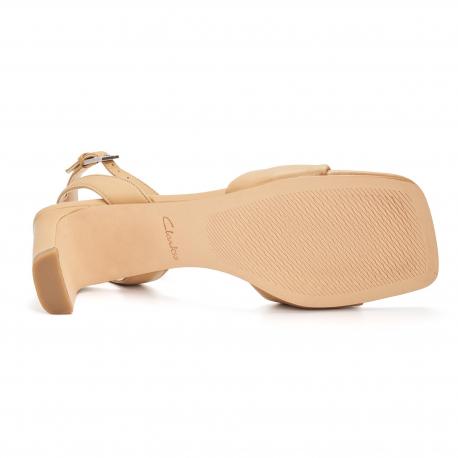 Женские босоножки , бежевые Clarks