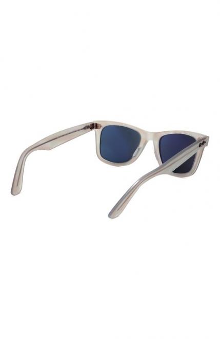 Солнцезащитные очки Ray-Ban