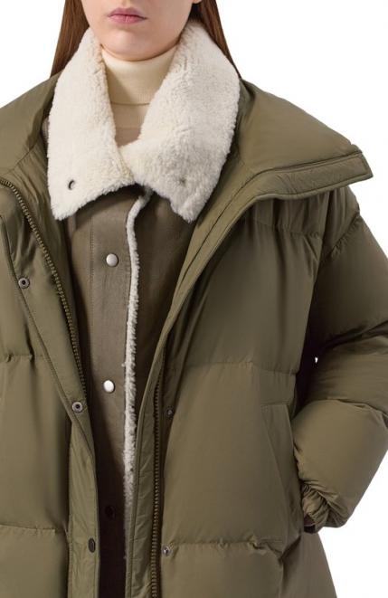 Пуховик с отделкой из овчины Yves Salomon