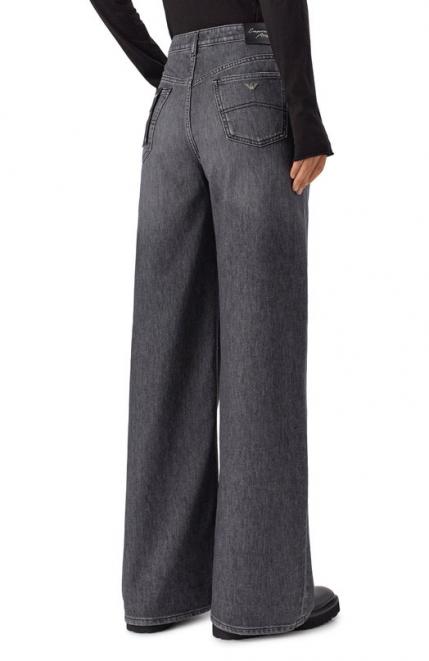 Джинсы Emporio Armani