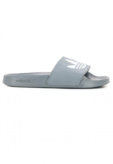 Сланцы Adidas