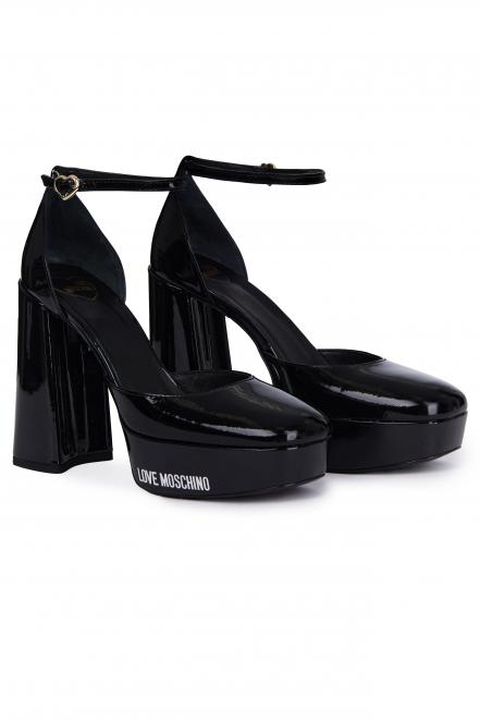 Босоножки Moschino Love