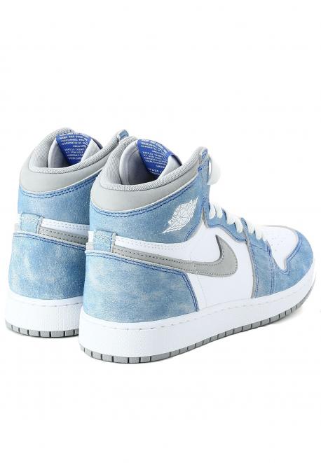 Кроссовки Nike