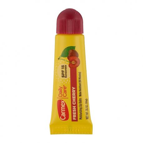 Бальзам для губ в тубе вишня SPF 15 CARMEX