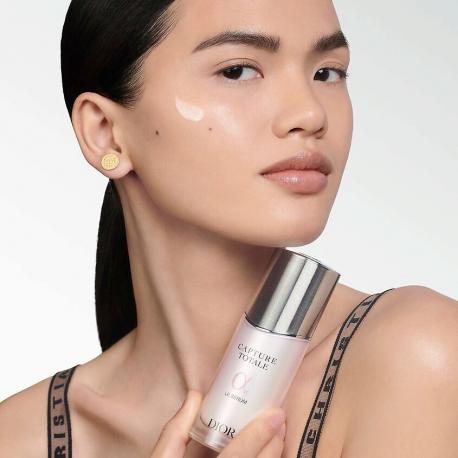 Омолаживающая сыворотка для упругости кожи лица и шеи Capture Totale Le Serum 30 Dior