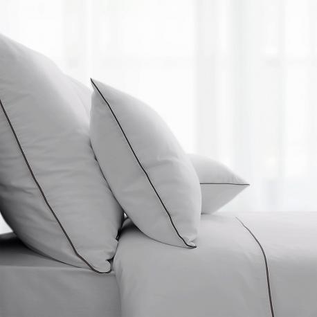 Набор наволочек Antibacterial Beauty Pillowcases, 70х70 см – 2 шт. Цвет: «Благородное серебро» (серый) SOFT SILVER
