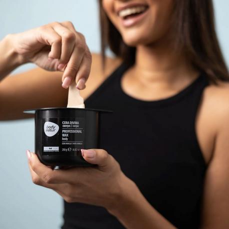 Воск профессиональный для тела c ванилью Wax Professional Body BODY NATUR